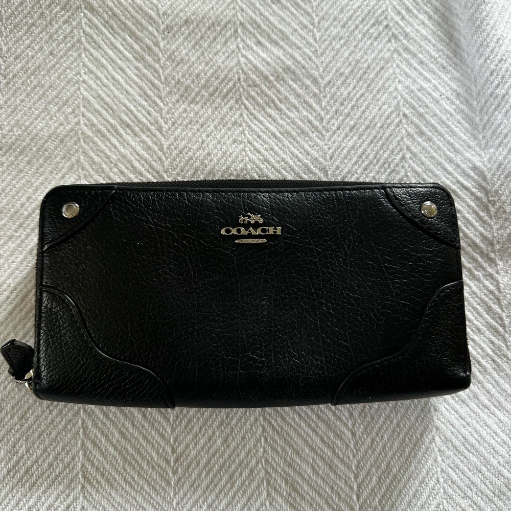 Coach Black Leather Zip Wallet with Silver Logo